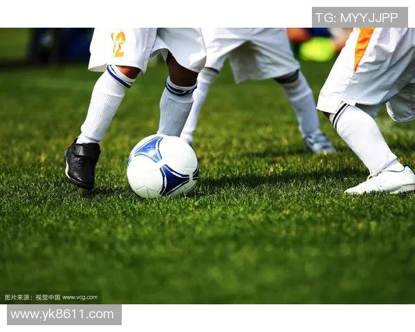 揭秘足球明星塞马尔的成长历程与辉煌成就 揭秘足球明星塞马尔的成长历程与辉煌成就