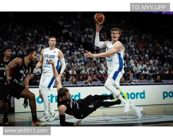 劳里马尔卡宁的崛起之路:从新秀到全明星的华丽转身与挑战 劳里马尔卡宁的崛起之路:从新秀到全明星的华丽转身与挑战